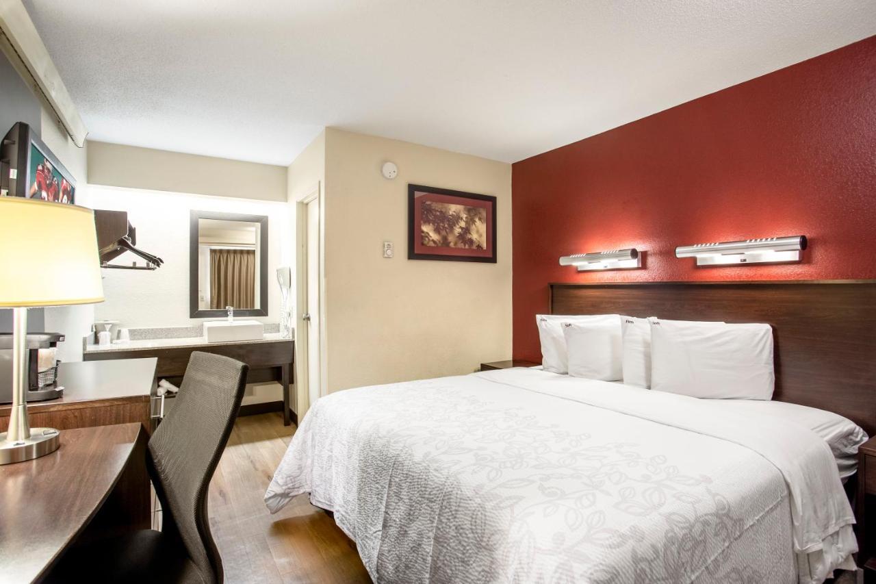 Red Roof Inn Plus+ Atlanta - Buckhead Druid Hills Esterno foto