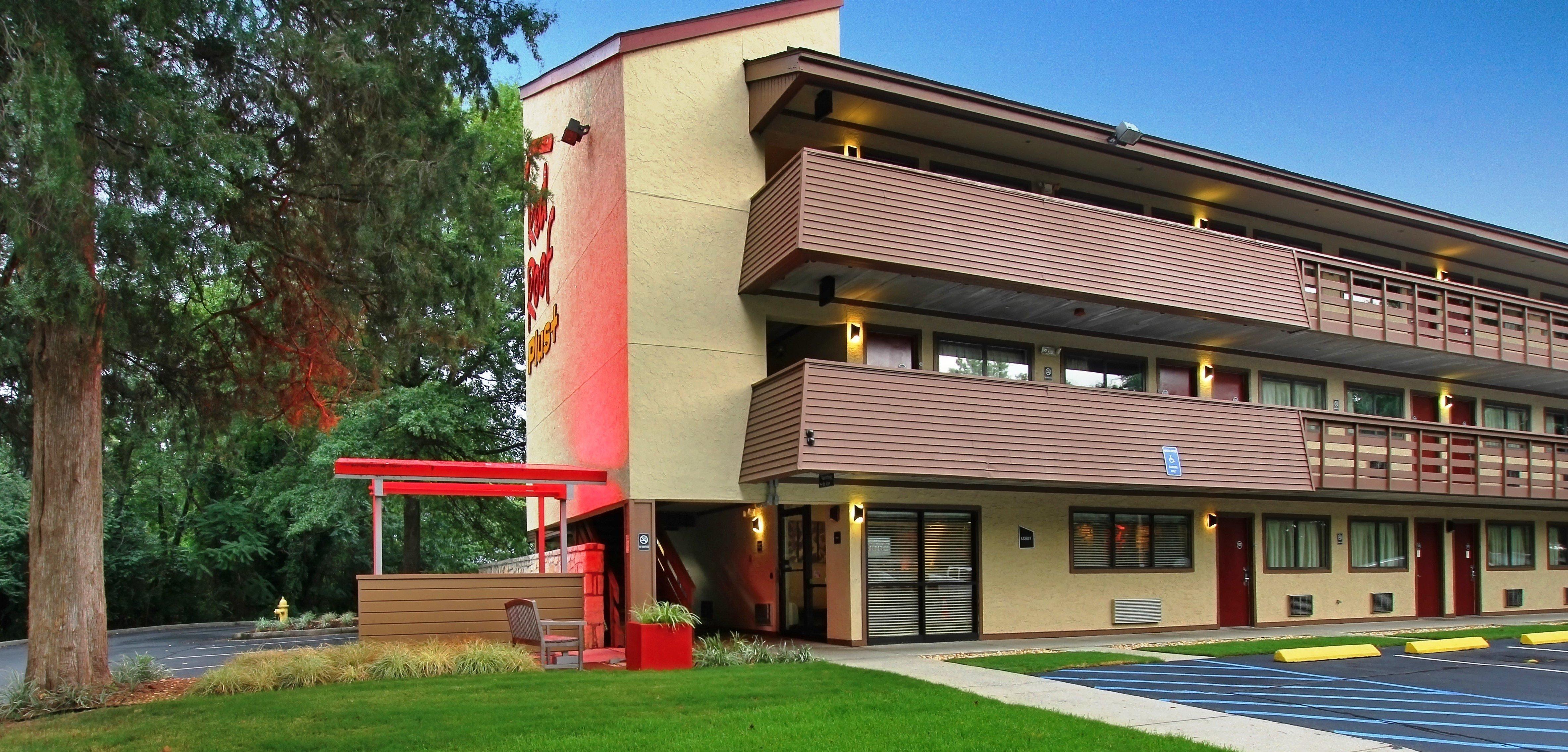 Red Roof Inn Plus+ Atlanta - Buckhead Druid Hills Esterno foto
